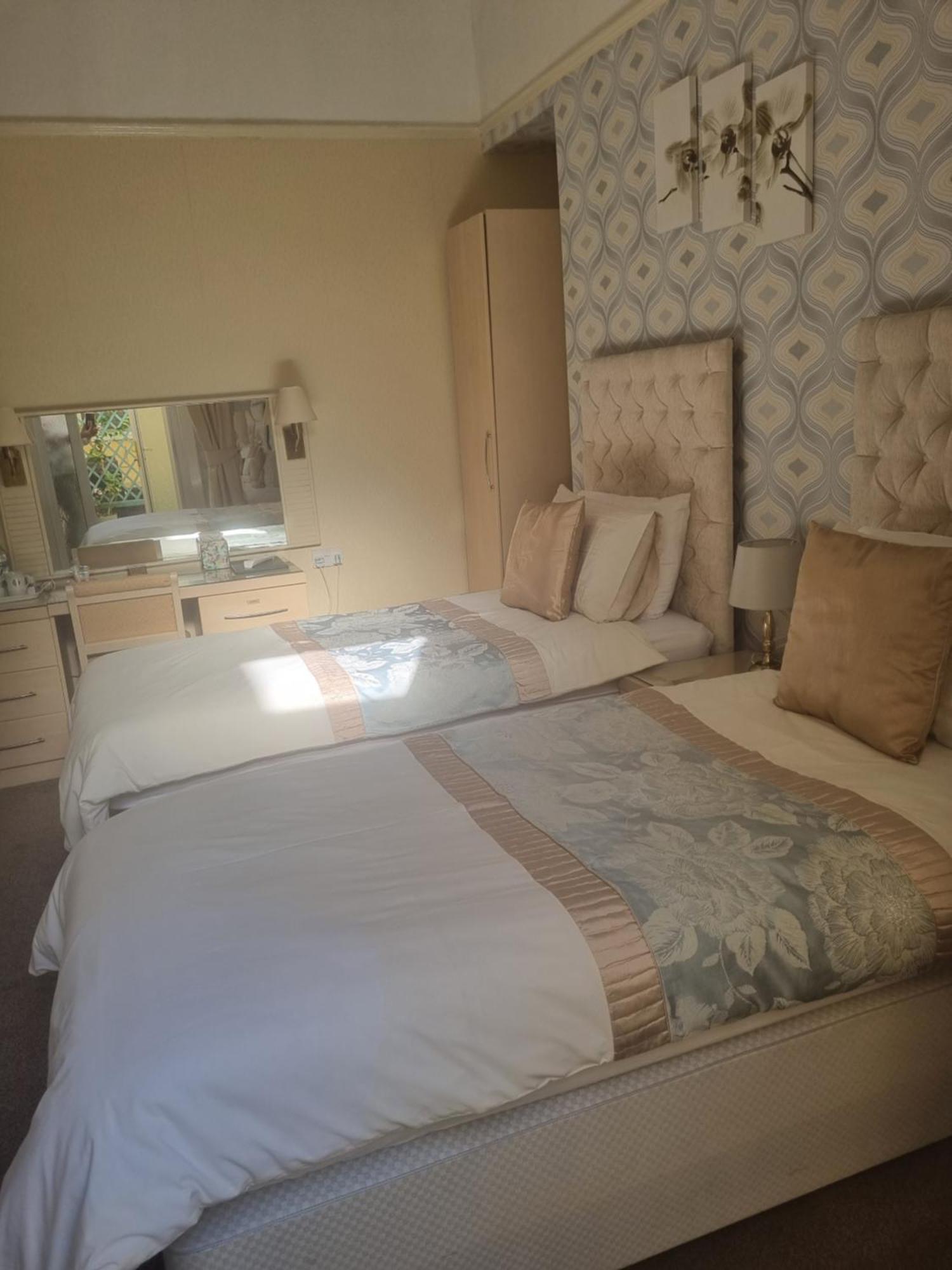 The Sands Hotel Paignton Buitenkant foto