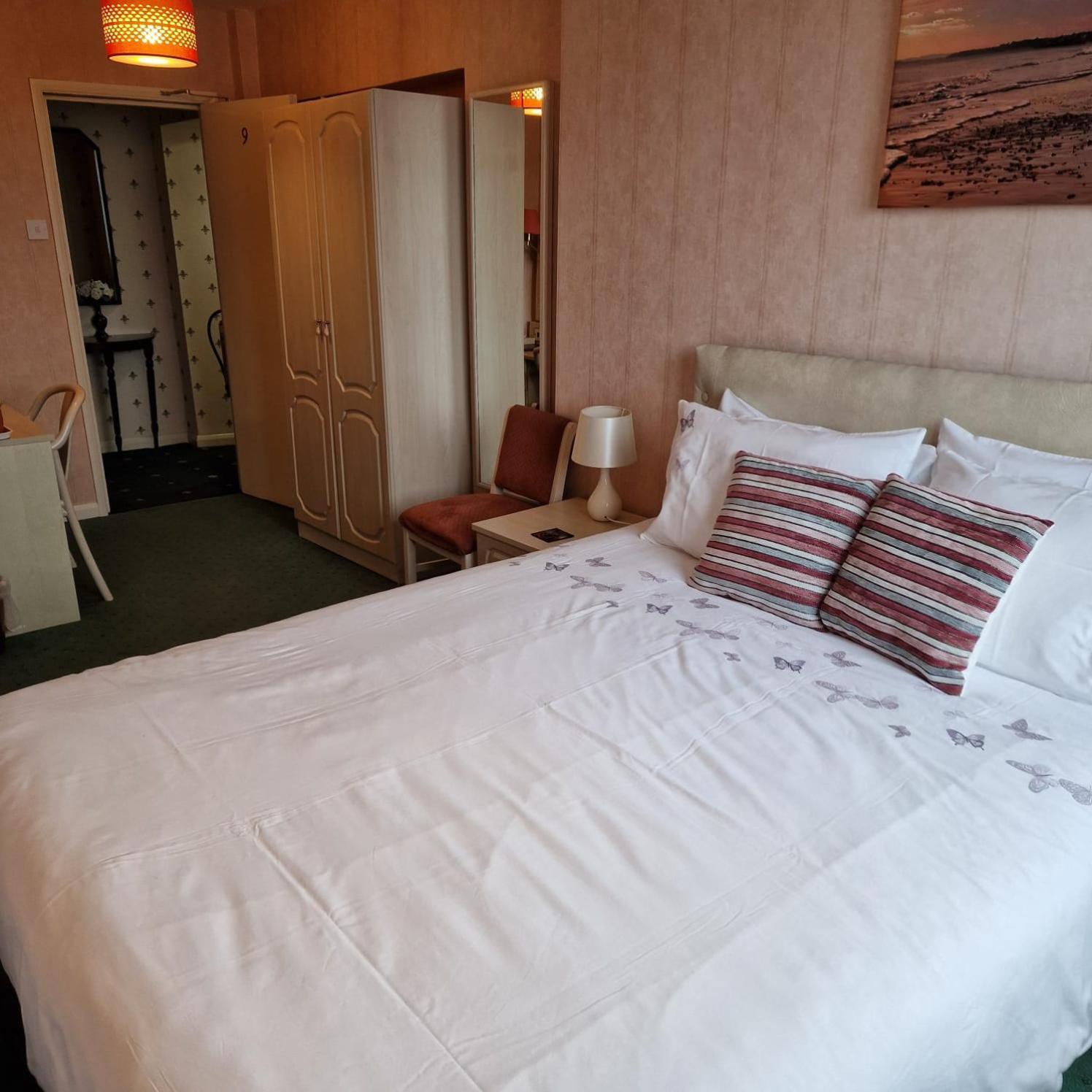 The Sands Hotel Paignton Buitenkant foto