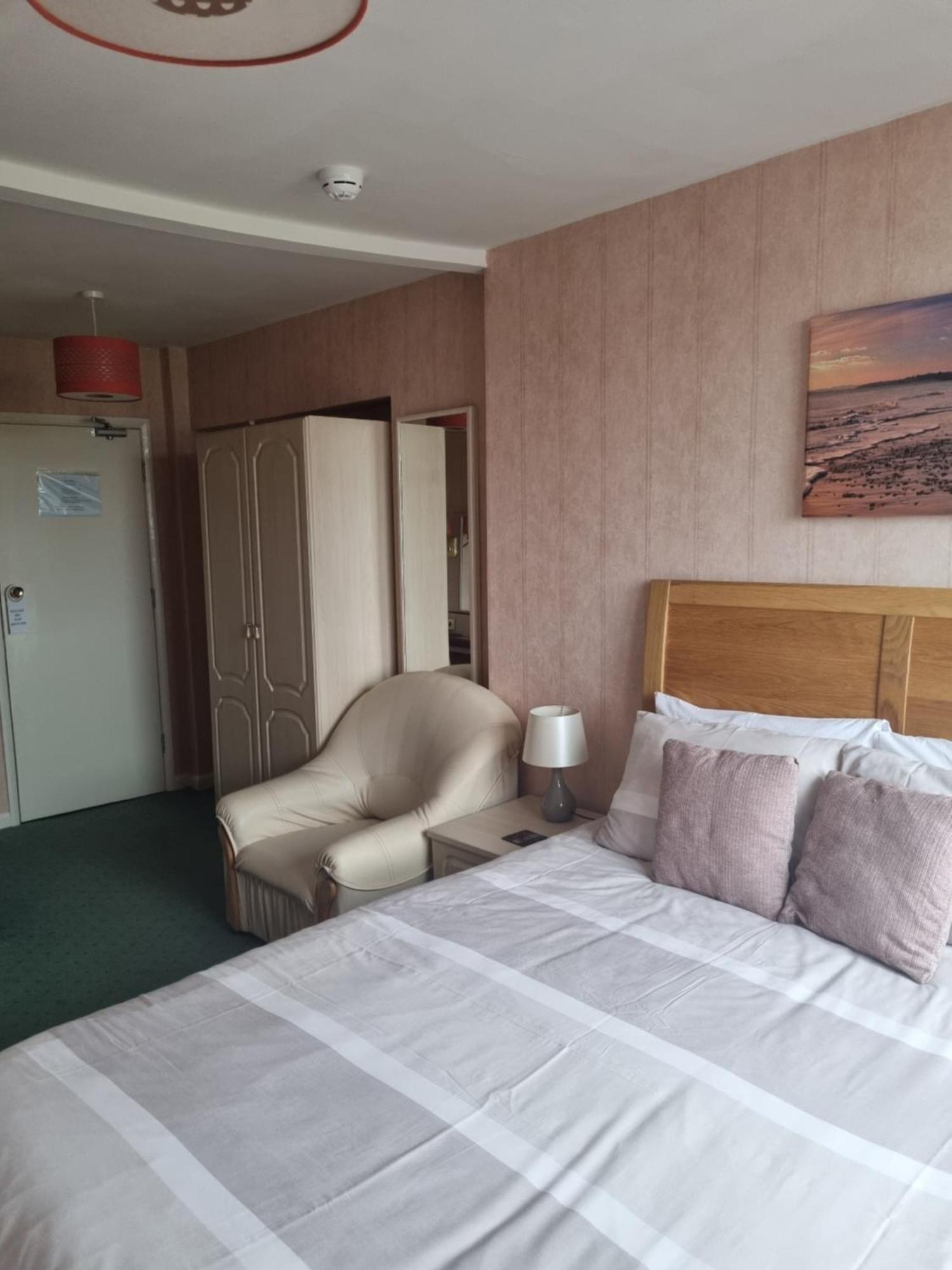 The Sands Hotel Paignton Buitenkant foto