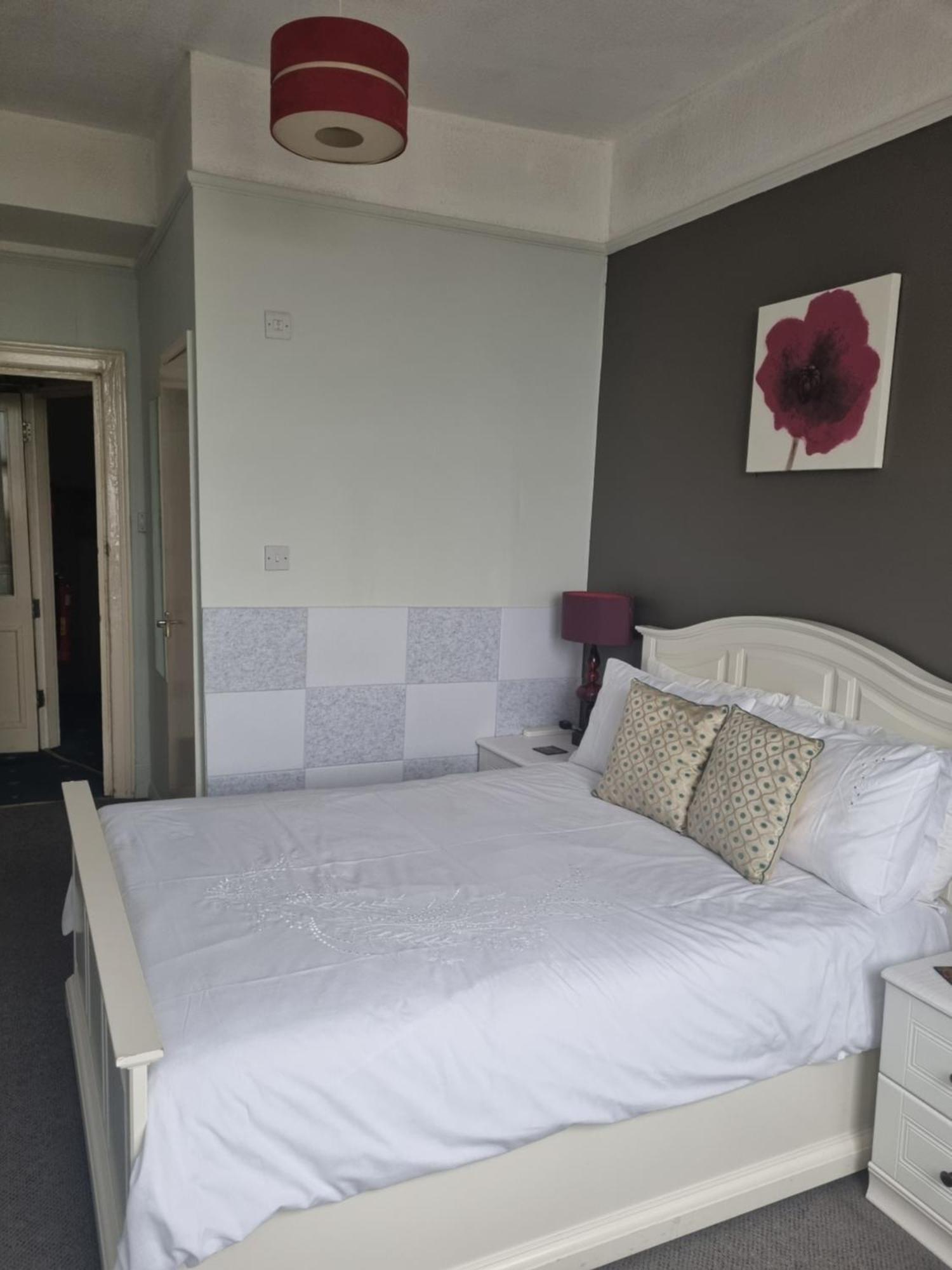 The Sands Hotel Paignton Buitenkant foto